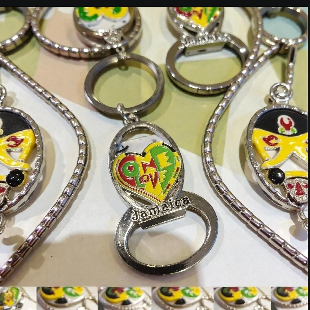 🔴5/$25🔴Jamaica Love Keychain Bottle Opener